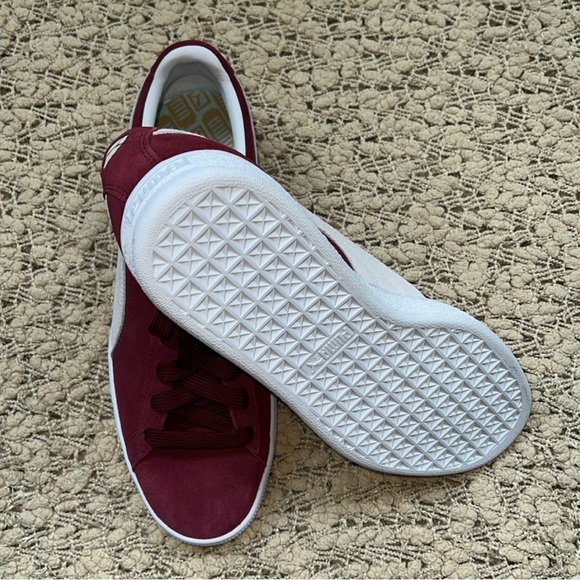 Men Puma suede classic size 10.5 - Picture 4 of 8